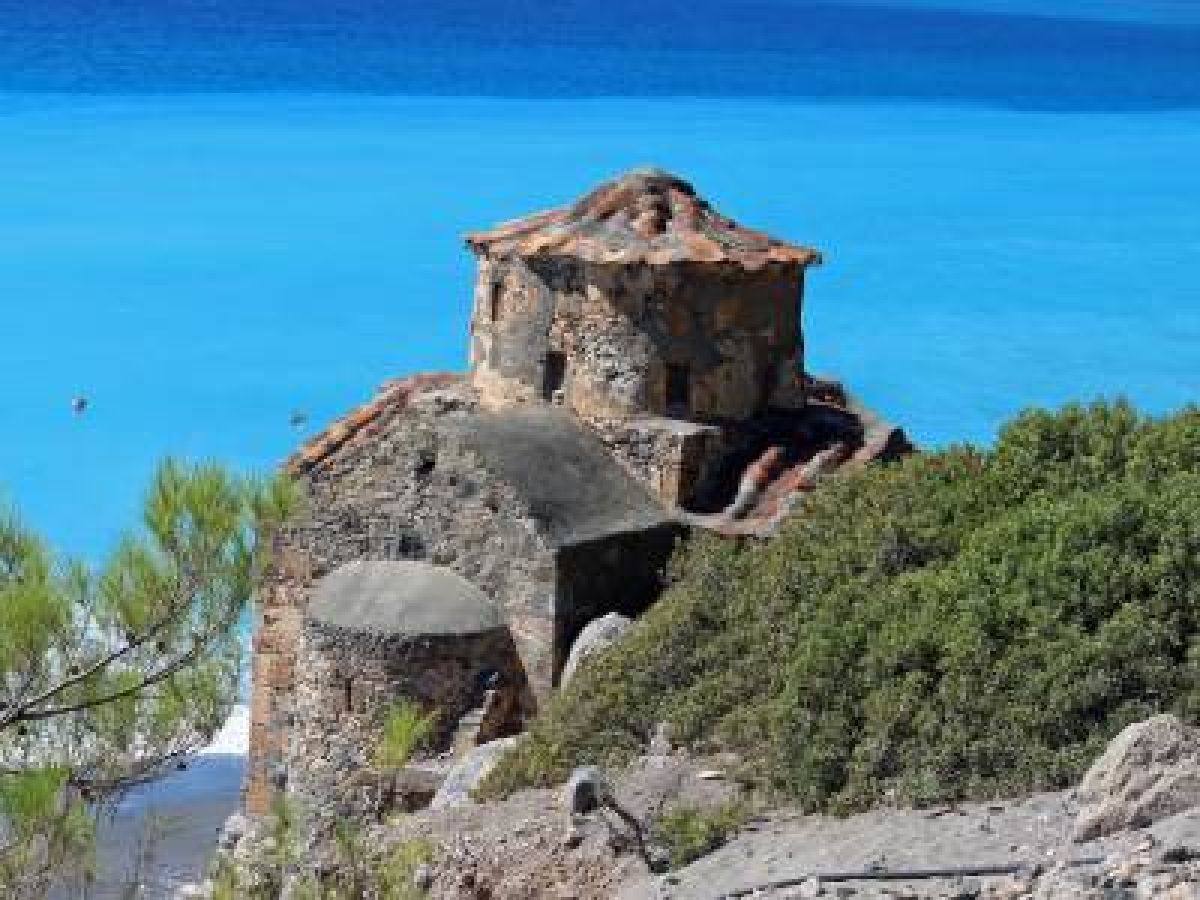 Car rental Akrotiri