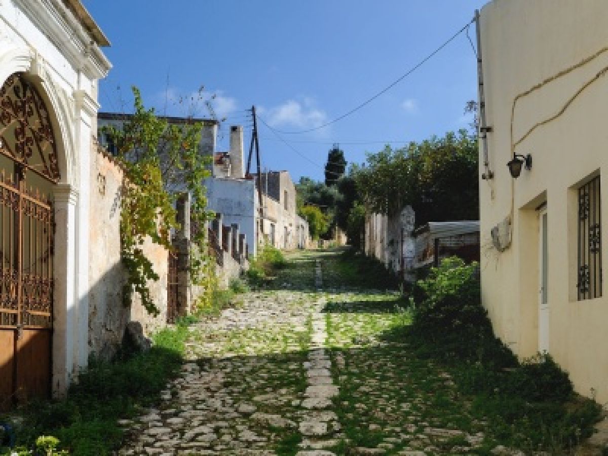 Car rental Akrotiri
